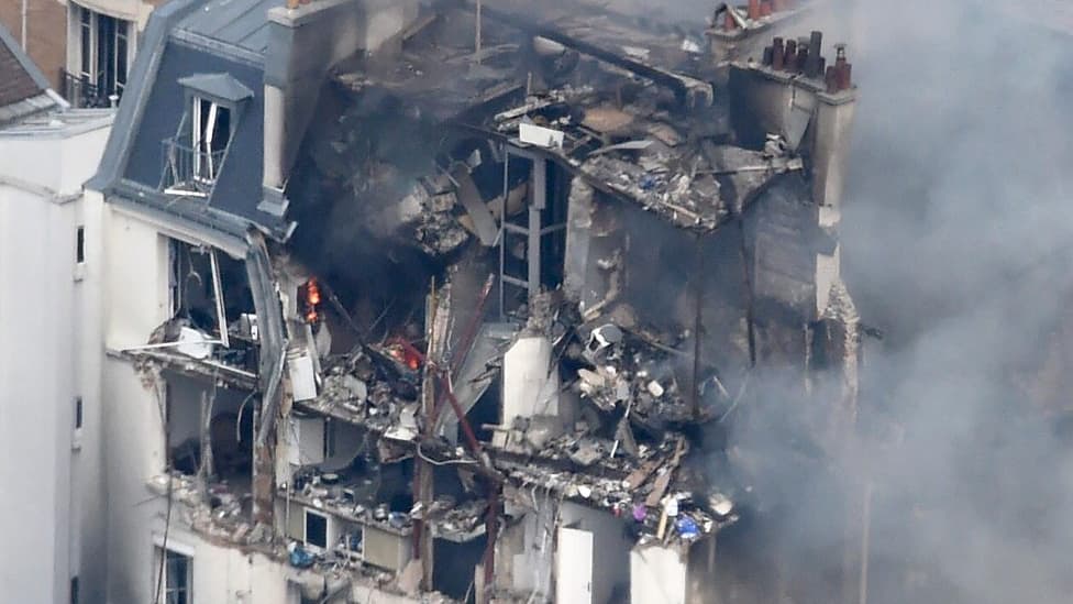 Spectaculaire explosion due au gaz au cœur de Paris