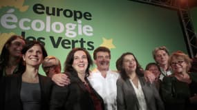 Emmanuelle Cosse, qui a quitté la tête d'Europe Écologie-Les Verts (EELV) pour rejoindre le gouvernement, a "trahi" ses "convictions" et "une certaine forme de radicalité", a jugé David Cormand, son successeur intérimaire à la tête du parti écologiste.