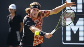S. Tsitsipas