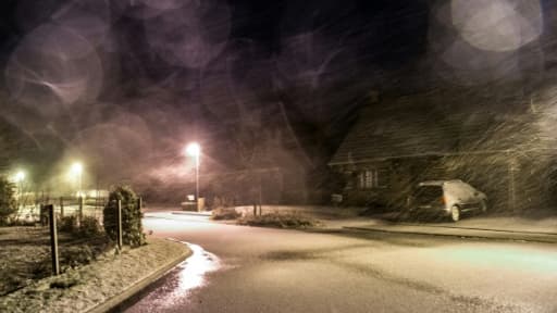 Tempête de neige à Godewaersvelde, dans le nord de la France, le 12 janvier 2017