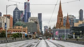 Les rues de Melbourne sont désertes le 16 juillet 2021 au matin d'un cinquième confinement