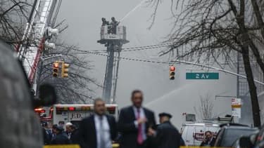 Un incendie dans le quartier d'East Village à New York, le 26 mars 2015