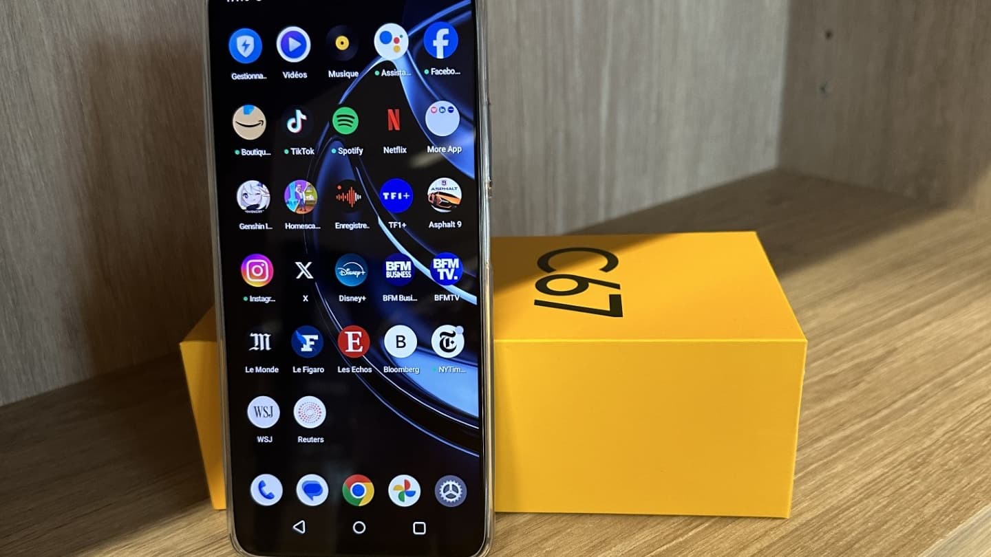 De nombreuses applications sont préinstallées sur le Realme C67. De nombreuses applications sont préinstallées sur le Realme C67.