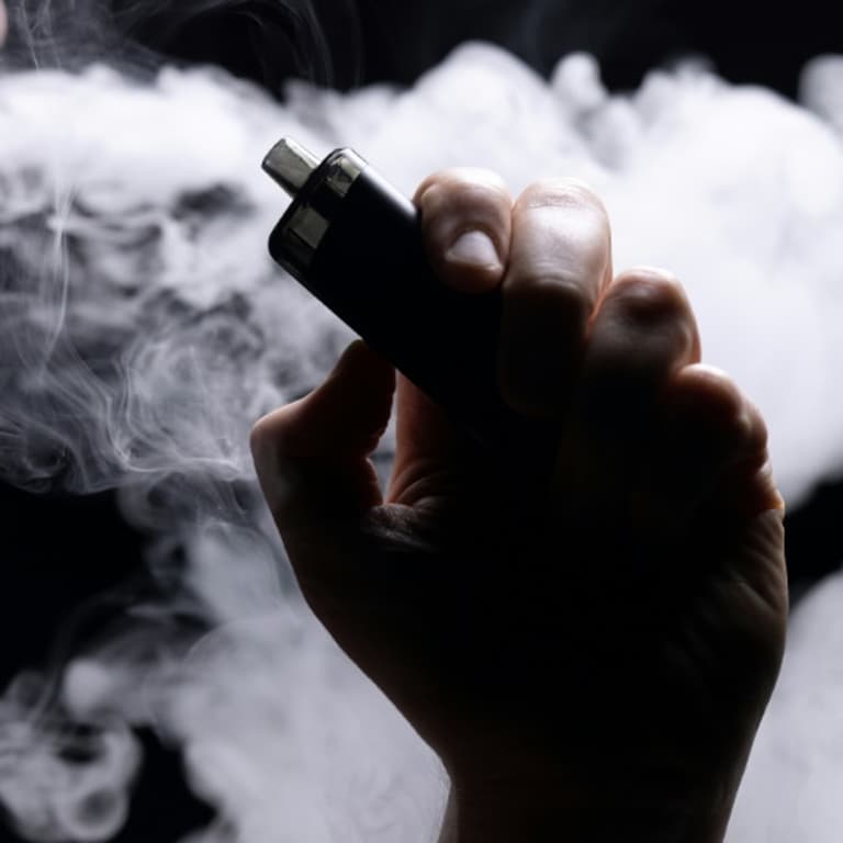 Le gouvernement propose une taxe de 30 à 50 centimes sur les liquides de  vapotage (en attendant une possible directive européenne)