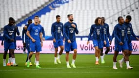 Les joueurs de l'équipe de France sur la pelouse du Stade de France, le 21 septembre 2022