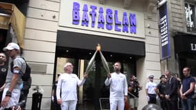 Le relais de la flamme olympique devant le Bataclan, 14 juillet 2024