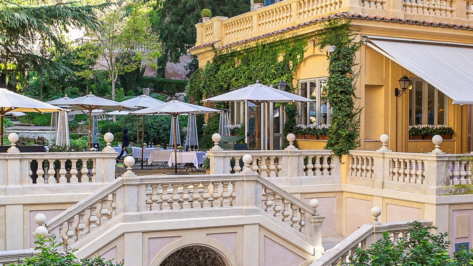 Jardin de Russie- Hôtel de Russie
