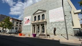 Théâtre des Dracénies, à Draguignan, a décidé d'annuler une retransmission d'un match de la Coupe du monde. 