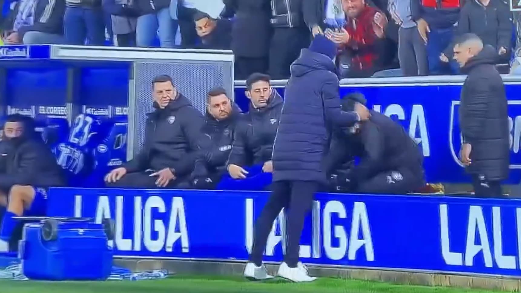 L’énorme colère de l’entraîneur d’Alavés après le but du Real Madrid dans le temps additionnel
