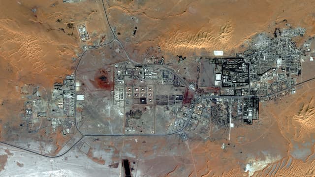 Vue aérienne du site gazier d'In Amenas en Algérie.