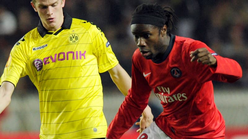 Peguy Luyindula ici dans un match de Ligue Europa contre Dortmund