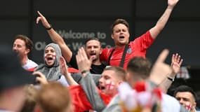 Les supporters anglais aux abords du stade de Wembley, théâtre de la finale Angleterre-Italie, le 11 juillet 2021 