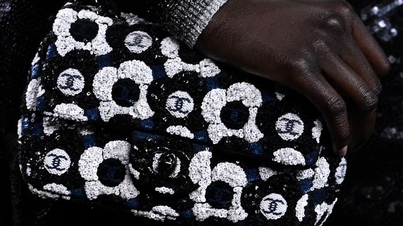 Ventes records, bénéfice de 4,3 milliards d'euros... Chanel boucle une année historique