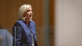 Marine Le Pen, présidente du groupe parlementaire du Rassemblement national, au tribunal de Paris, le 31 mars 2025
