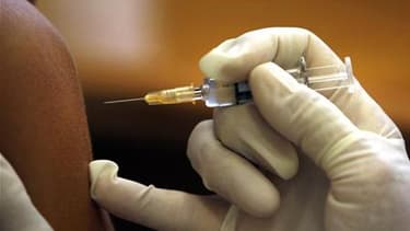 Une personne en train de se faire vacciner (Photo d'illustration).