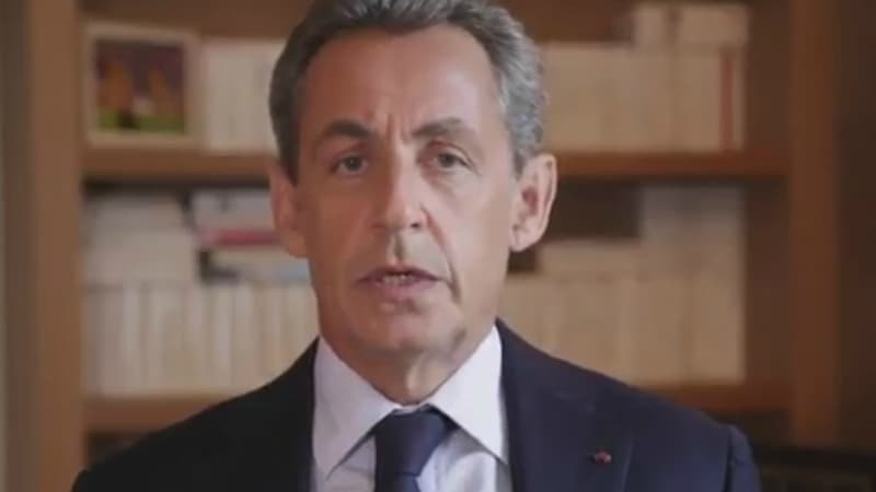 Nicolas Sarkozy lance un appel au rassemblement autour de François Fillon. 
