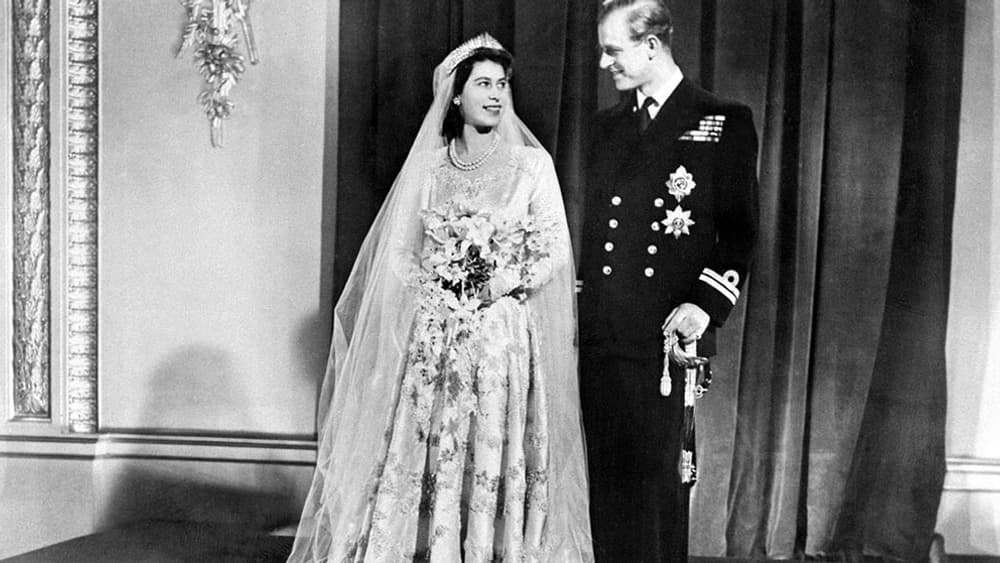 Le mariage d'Elizabeth avec Philip Mountbatten, en 1947. Le mariage d'Elizabeth avec Philip Mountbatten, en 1947.