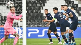 Le PSG pourrait faire parler sa science du corner, sur coup de pied arrêté