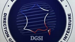 Le logo de la DGSI, en novembre 2018, à Levallois-Perret