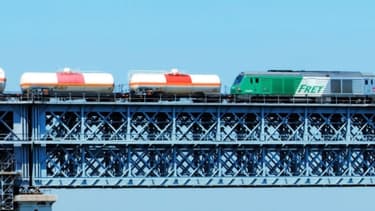 Pour relancer le transport de marchandise sur rail, le gouvernement va lancer deux projets d'autoroute ferroviaires.
