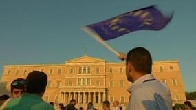 Athènes: les partisans du "oui" au référendum se remobilisent