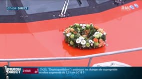 Une gerbe de fleur sur un bateau de la SNSM