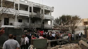 L'ambassade de France à Tripoli après l'attentat de mardi