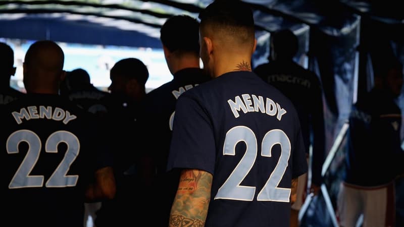 Maillots floqués au nom de Benjamin Mendy