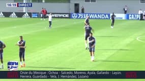 Les remplaçants des Bleus sont arrivés à l'échauffement pour un match d'entraînement face aux U19 du Spartak Moscou