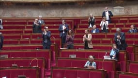 L’Assemblée nationale vote sous les applaudissements l’ouverture de la PMA à toutes les femmes