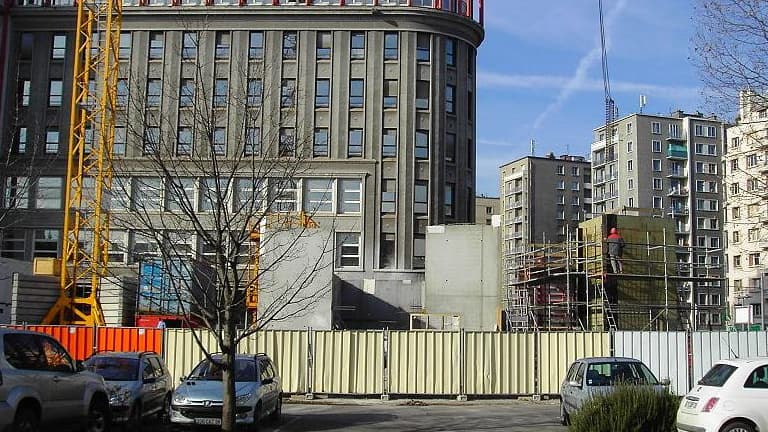La construction en demi-teinte en mai