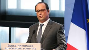 Le président François Hollande a dénoncé mardi des violences "inacceptables" contre des membres de la direction d'Air France, qui peuvent avoir des "conséquences sur l'image, sur l'attractivité" de la France.