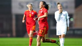 Natasha Harding avec l'équipe féminine de football du pays de Galles, à Llanelli le 17 septembre 2021