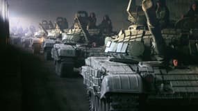 Des soldats russes en manoeuvre à la frontière entre la Russie et la région séparatiste d'Ossétie du Sud, le 23 août 2008