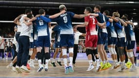 L'explosion de joie des Bleus dans une Arena Paris Sud qui les aura portés tout au long de ce match, le 10 août 2024