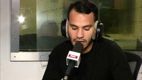 "Les coulisses du foot" : Mohamed Bouafsi vous emmène dans le vestiaire du PSG