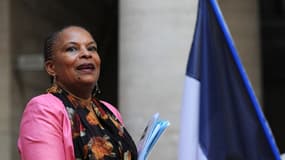 Christiane Taubira lors d'une visite au tribunal d'Aix-en-Provence, le 11 octobre.