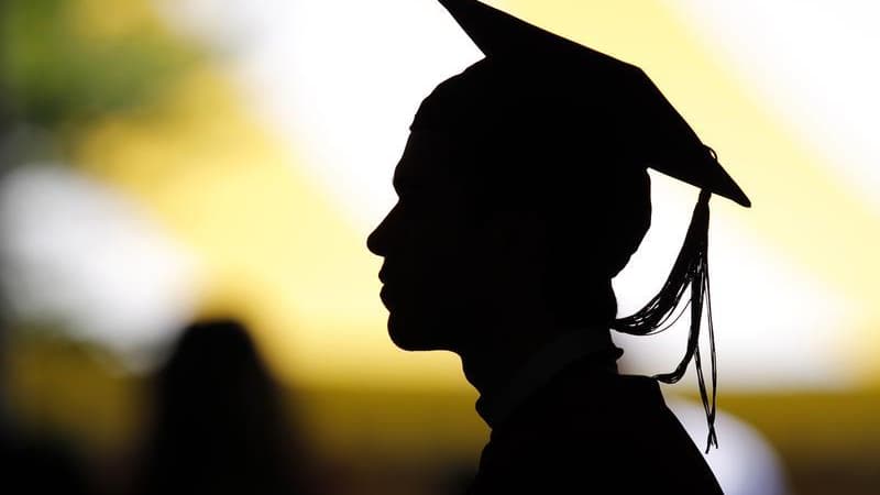 Une soixantaine d'étudiants ont été suspendus à Harvard, l'une des plus prestigieuses universités des Etats-Unis, pour avoir triché lors d'un examen de fin d'année scolaire 2011-2012. /Photo d'archives/REUTERS/Brian Snyder