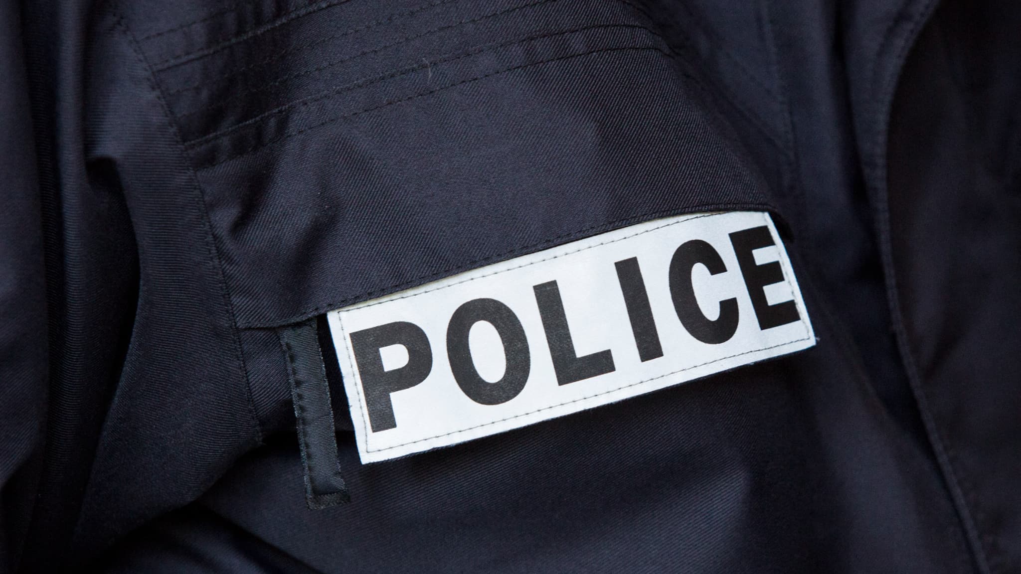 five individuals in police custody after the murder of a man in the 15th arrondissement