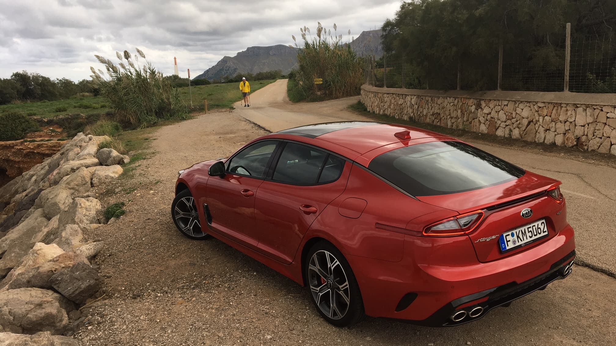 Une berline coupé sportive dans la gamme Kia ... cela à de quoi surprendre.