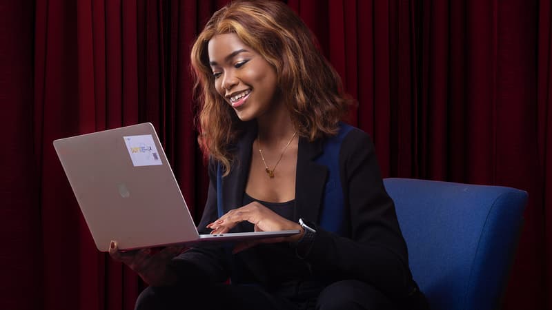 Marie-Lucienne Affoué N’Guessan, fondatrice du Centre MARée de LUmière qui vise à délivrer une formation numérique aux femmes, aux enfants et aux personnes issues des milieux défavorisés.