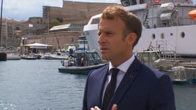 Le chef de l'État termine son déplacement de trois jours à Marseille en assistant au Congrès mondial de la nature.