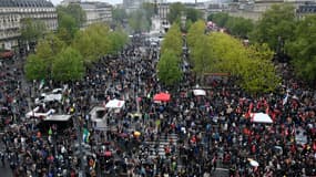 Le rassemblement du 1er-Mai sur la place de la République à Paris