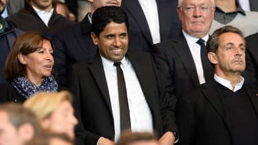 Nasser Al-Khelaifi, le président du PSG (au centre), a largement été impacté par la taxe à 75%.