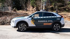 Un véhicule de la Guardia Civil en faction au col du Portillon, à la frontière franco-espagnole, , 13 février 2024.
