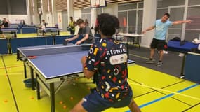 Un stage de tennis de table à Saint-André-les-Alpes le 10 juillet 2025