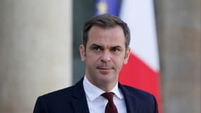 Le porte-parole du gouvernement français Olivier Véran le 19 octobre 2022 à Paris