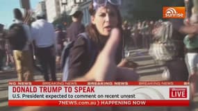 Deux journalistes australiens chargés en plein direct par des policiers lors d'une manifestation près de la Maison Blanche