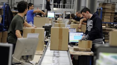 Cdiscount livre à domicile le jour même les objets volumineux de plus de 30kg, dès lors que la commande en ligne est passée avant 14 heures.