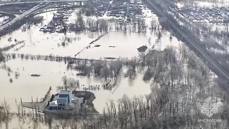 Des inondations dans la région de la ville russe d'Orenbourg, le 9 avril 2024 